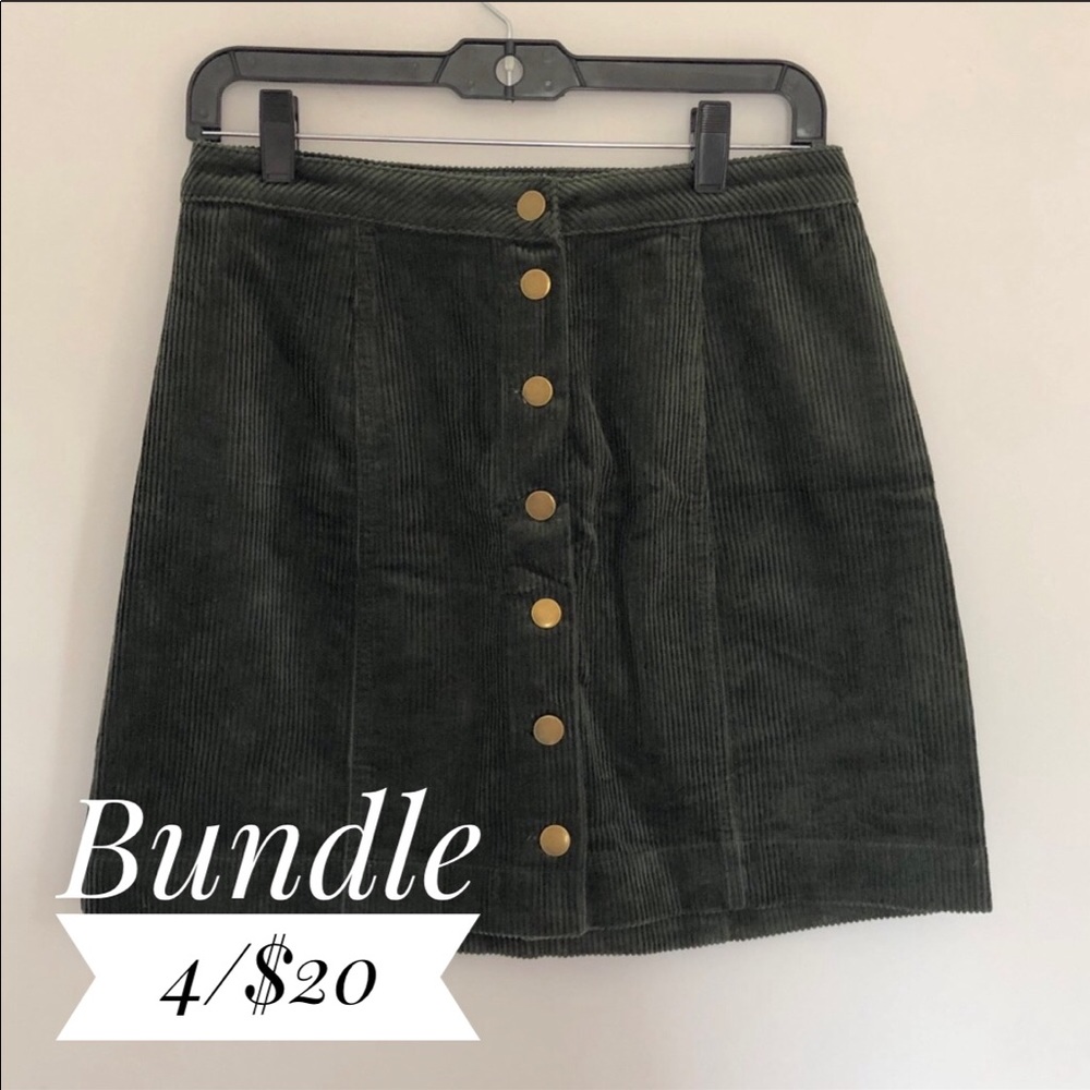 SOLD♈️Button Down Corduroy Mini Skirt